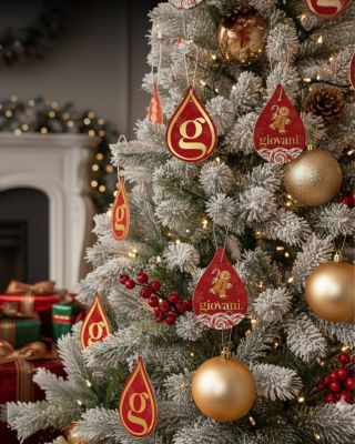 ✨🌲 Keď sa vôňa stane súčasťou výzdoby! Doprajte svojmu domovu dotyk Giovani® a vychutnajte si Vianoce, ktoré voňajú...